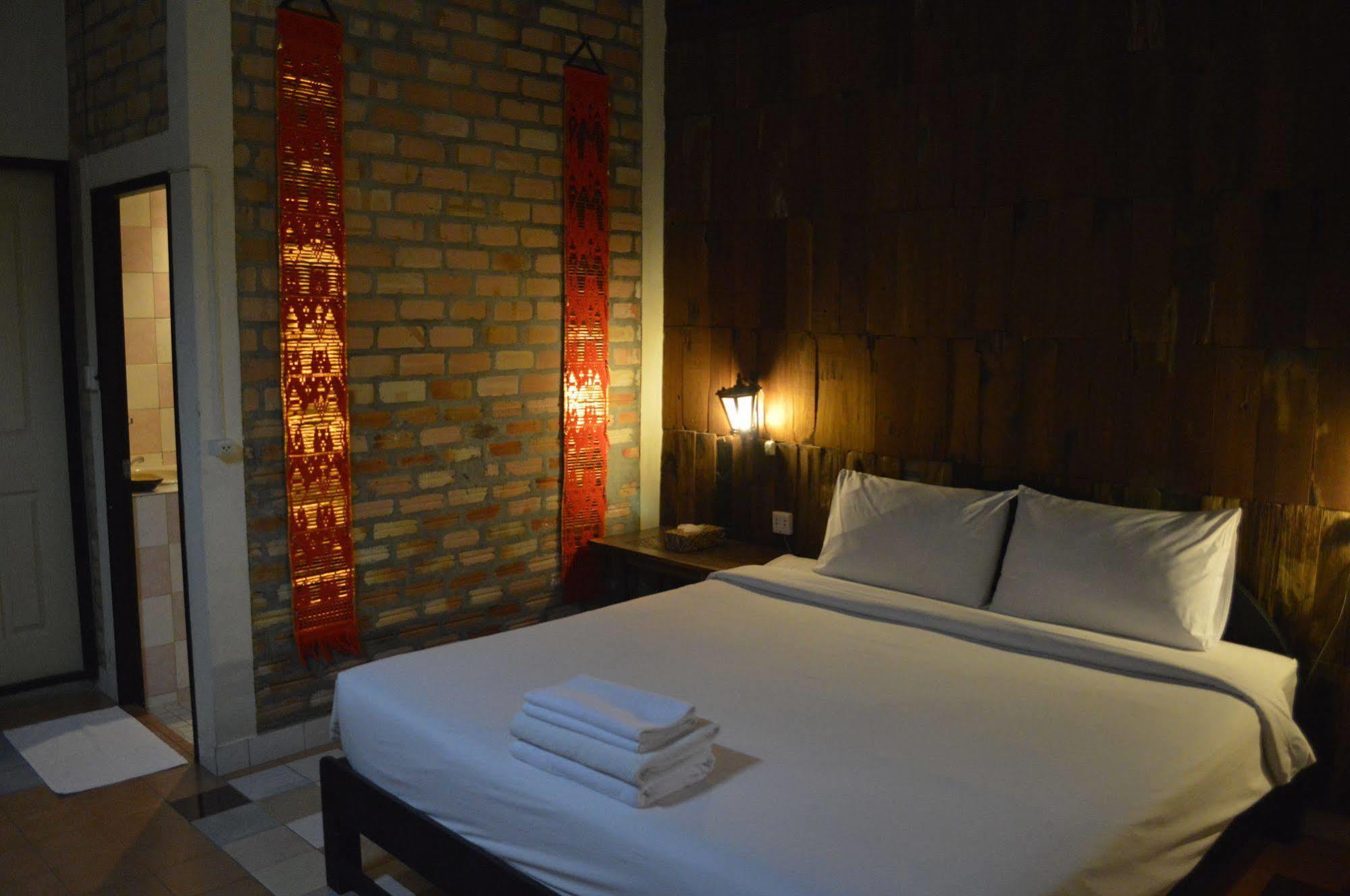 Baan Thai Homestay By Bgb Villas Kata-stranden Eksteriør bilde
