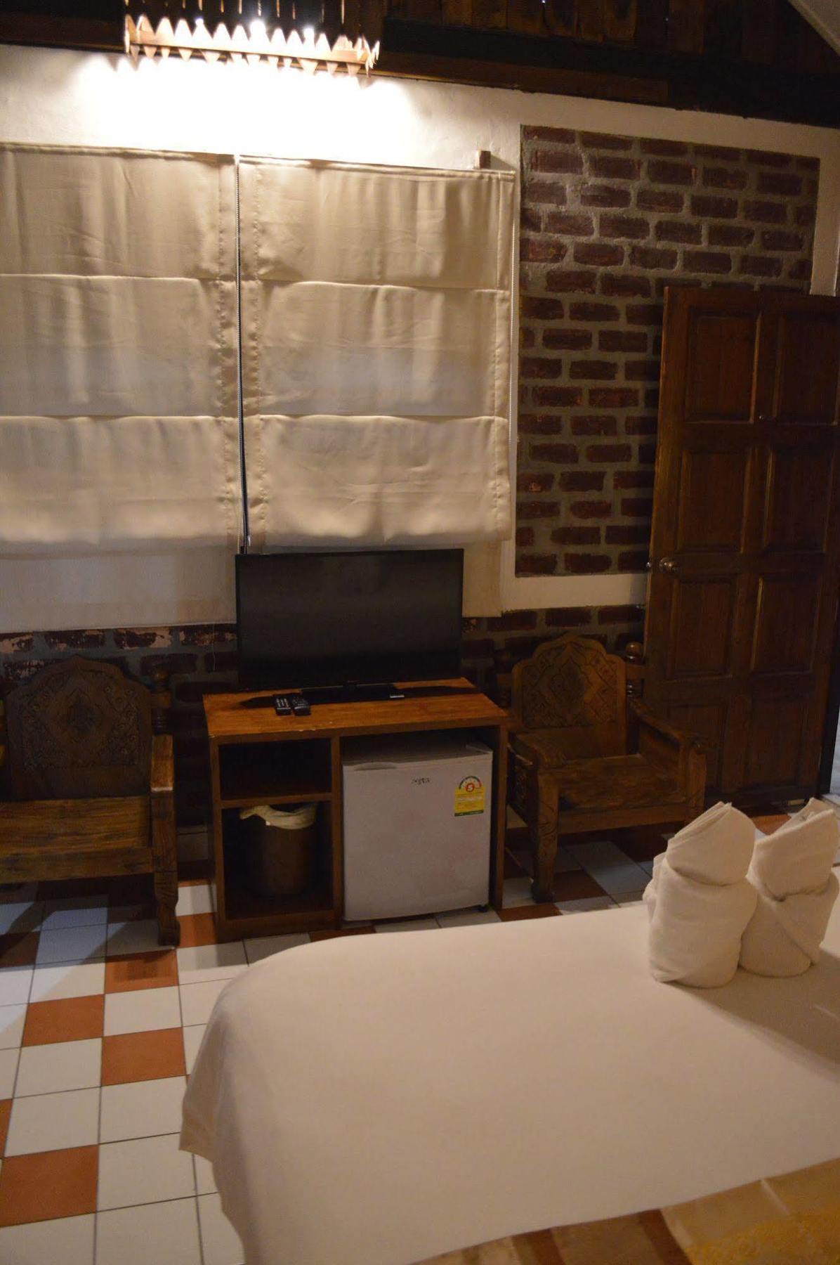 Baan Thai Homestay By Bgb Villas Kata-stranden Eksteriør bilde