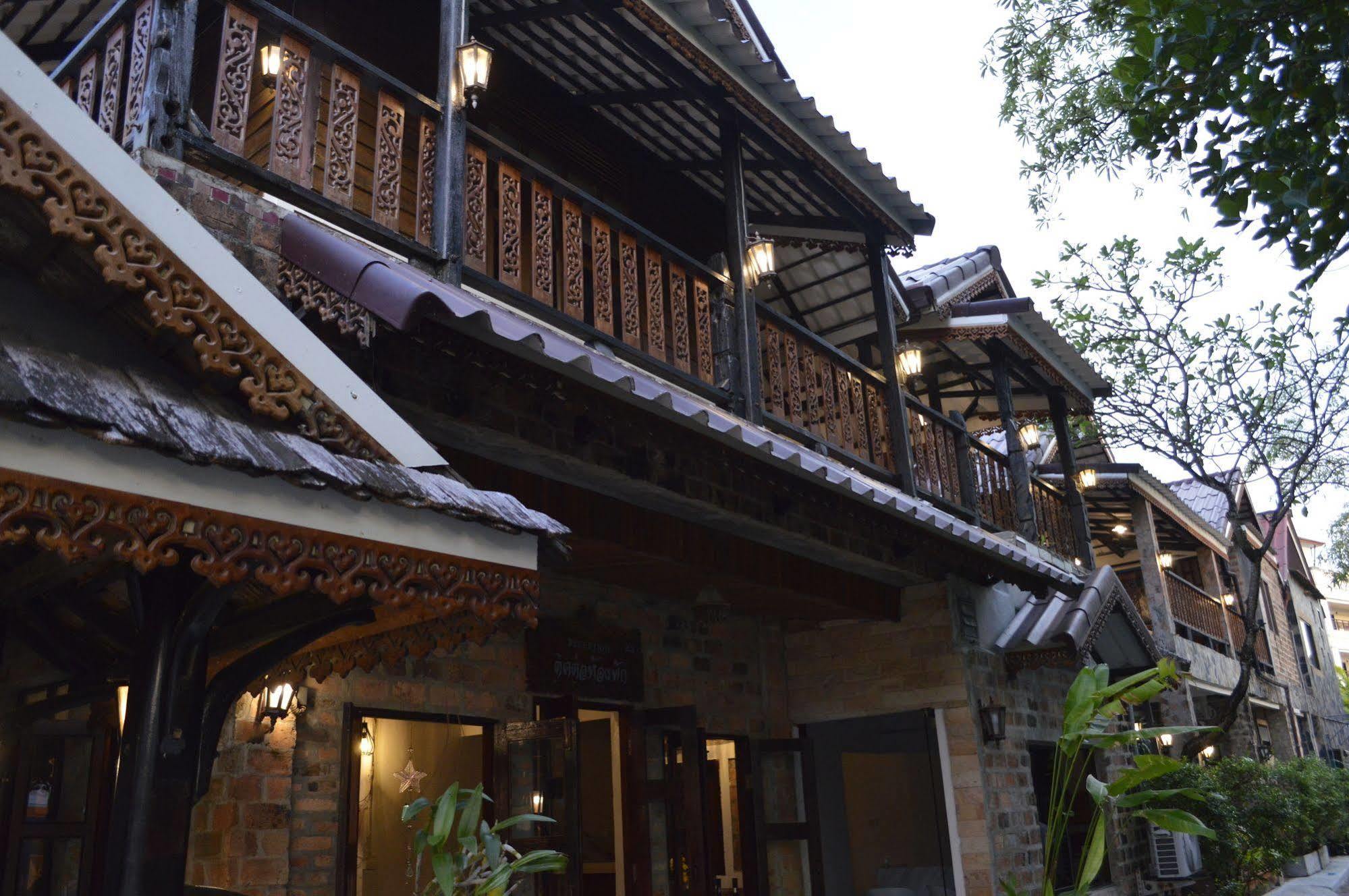 Baan Thai Homestay By Bgb Villas Kata-stranden Eksteriør bilde
